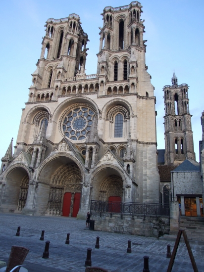 Laon